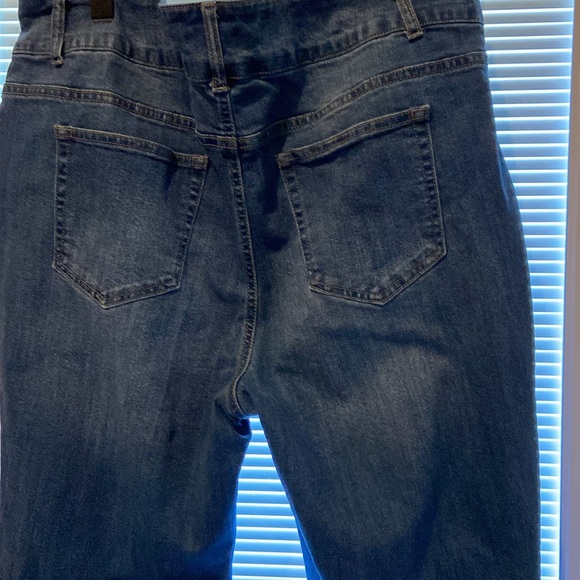 Daily Thread 16w jeans - Picture 2 of 8